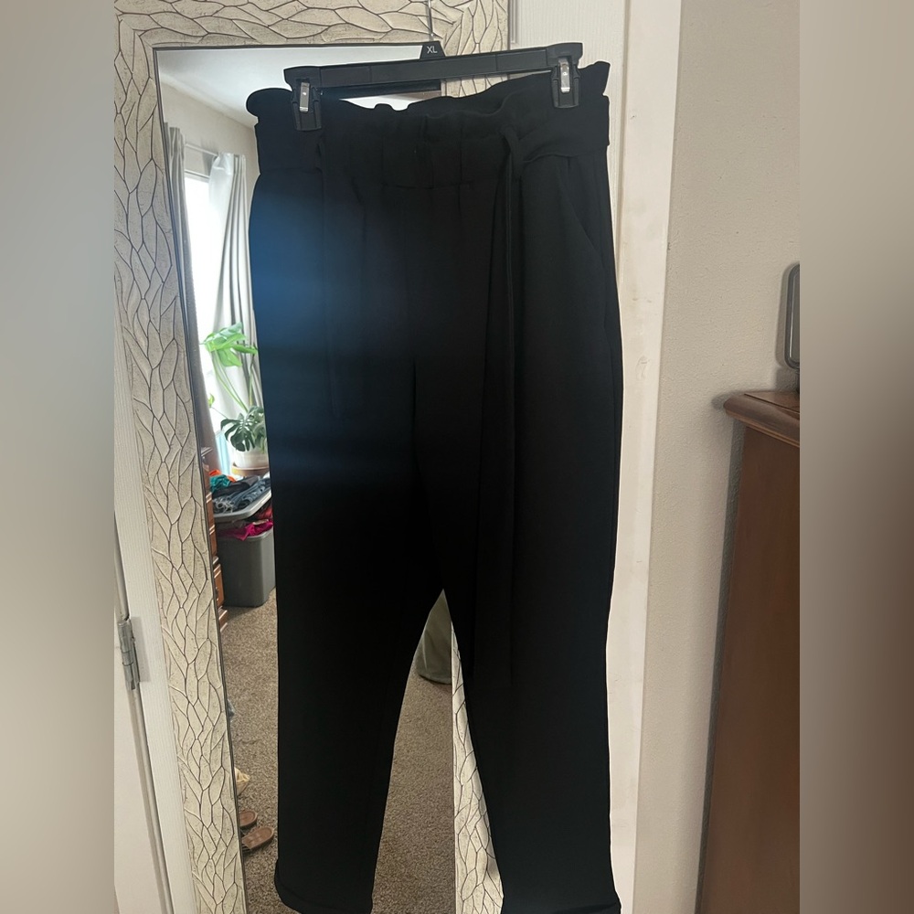 Maurices Elegant Black Cropped Pants